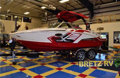 2014 Chaparral Boats Sunesta Wide Tech 224 Bowrider